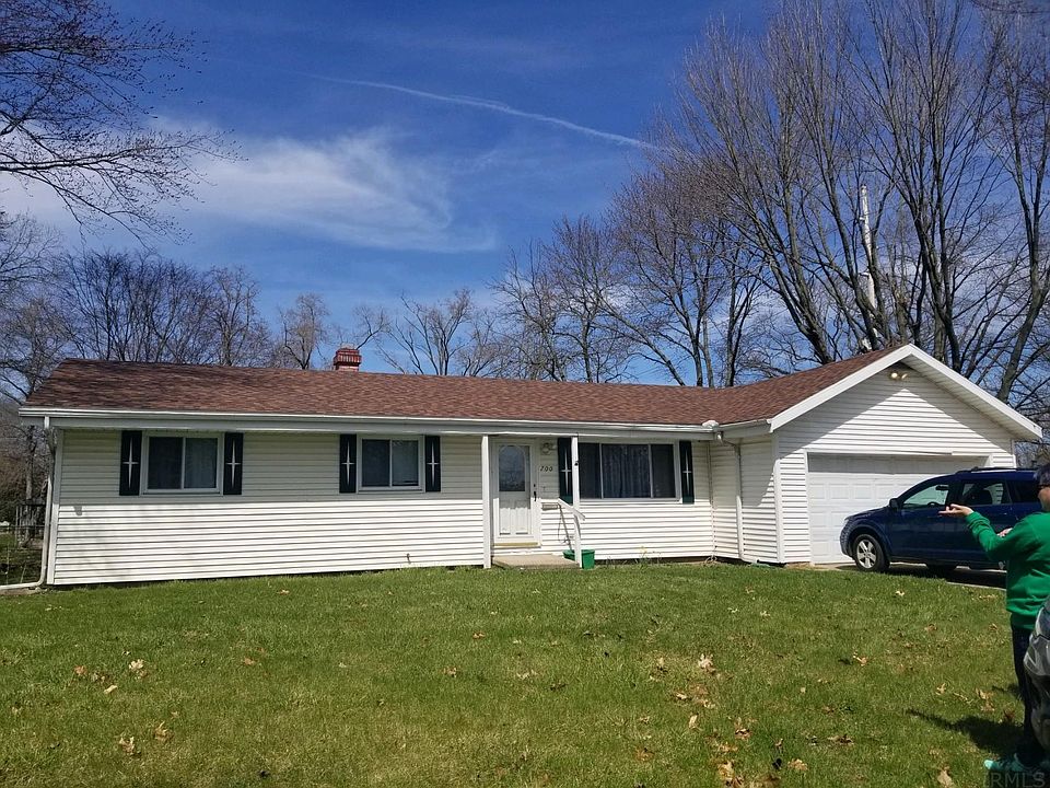 1st image of 700 E Emerald St