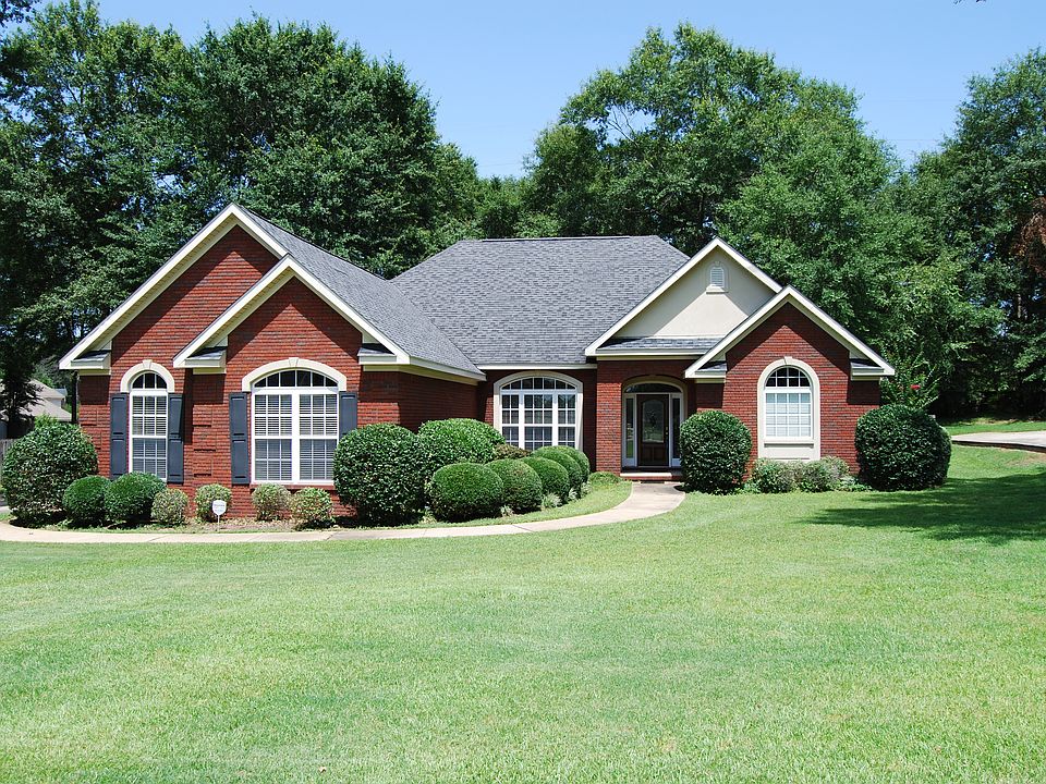 1st image of 300 Kirkwood Dr