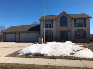 724 N Taylor St, Green Bay, WI 54303