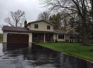 52 Statt Rd, Rochester, NY 14624