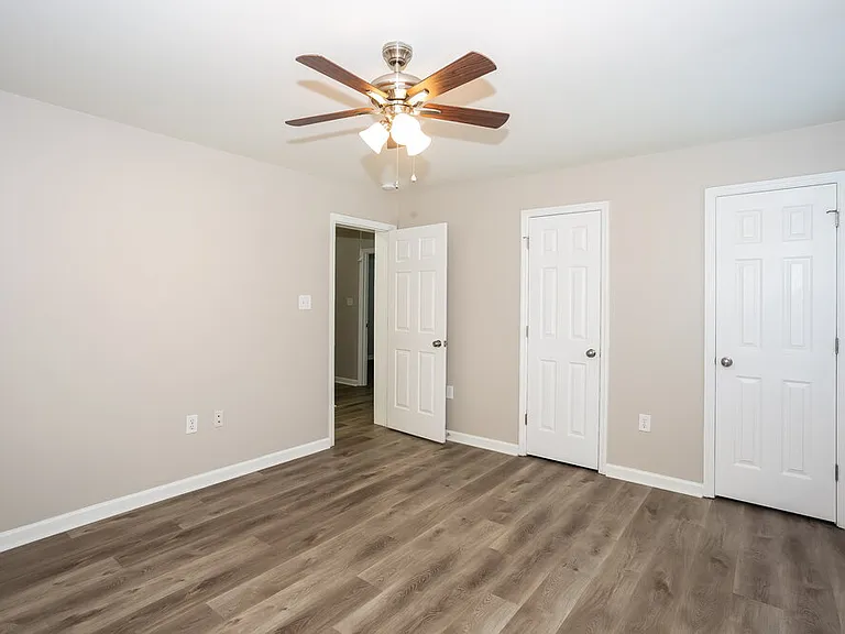 1042 Newfound Hollow Dr — Photo 9