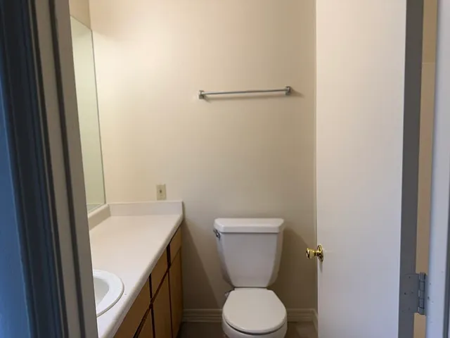 1728 N West St #B — Photo 6