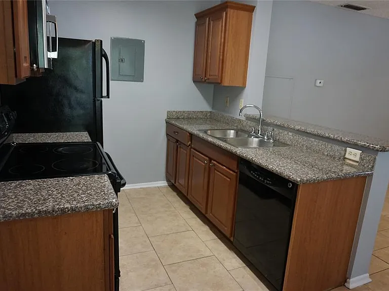 732 Secret Harbor Ln #100 — Photo 5
