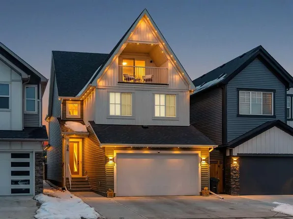 34 W Belvedere Grn SE, Calgary, AB T2A 7G2