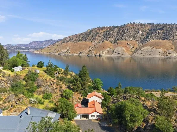 39879 W Mill Dr N, Creston, WA 99147