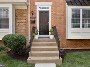 6404 Thornhill Ct, Springfield, VA 22150