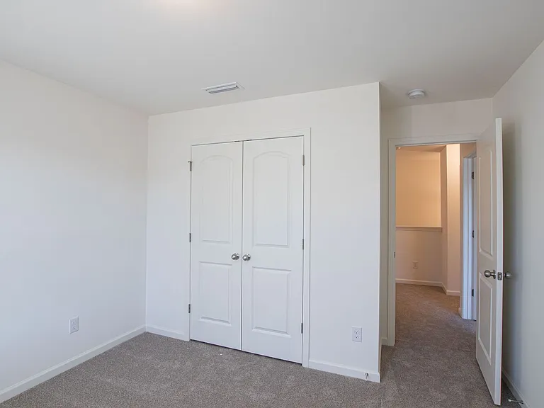 7030 Duncan Acres Dr — Photo 16