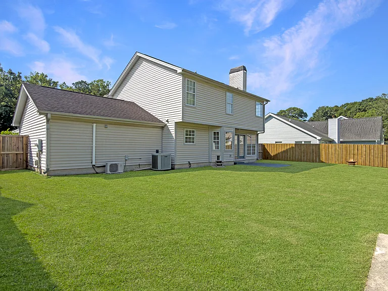 108 Heron Ln — Photo 39