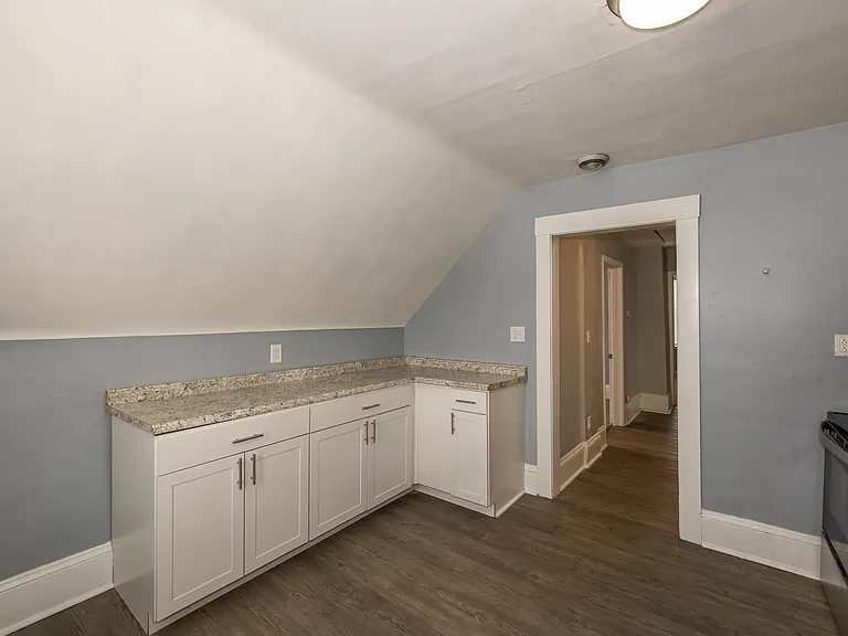 2193 W 104th St — Photo 12