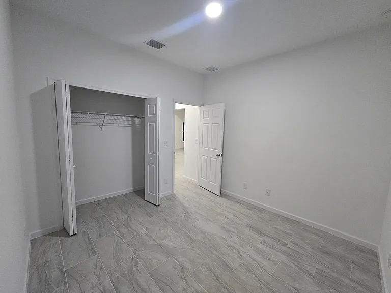 444 Genoa Ave S — Photo 28