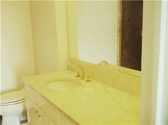 Sold by Markgraf Group Ltd | media 12