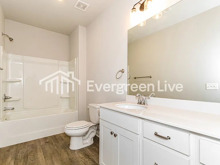 67 Wolf Ln — Photo 9