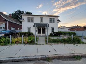 29 Bridges St, Framingham, MA