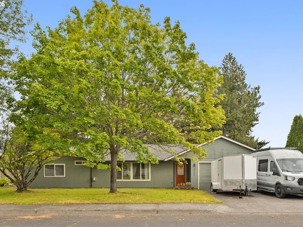 2752 Montello Ave, Hood River, OR 97031