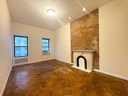 1st image of 147 E 61st St #B5