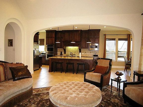 4th image of 28326 Sugarside Glen Dr