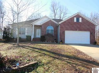 8310 Tarpan Trl, West Paducah, KY 42086