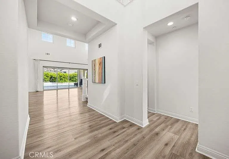 5427 Heritage Oak Dr — Photo 4