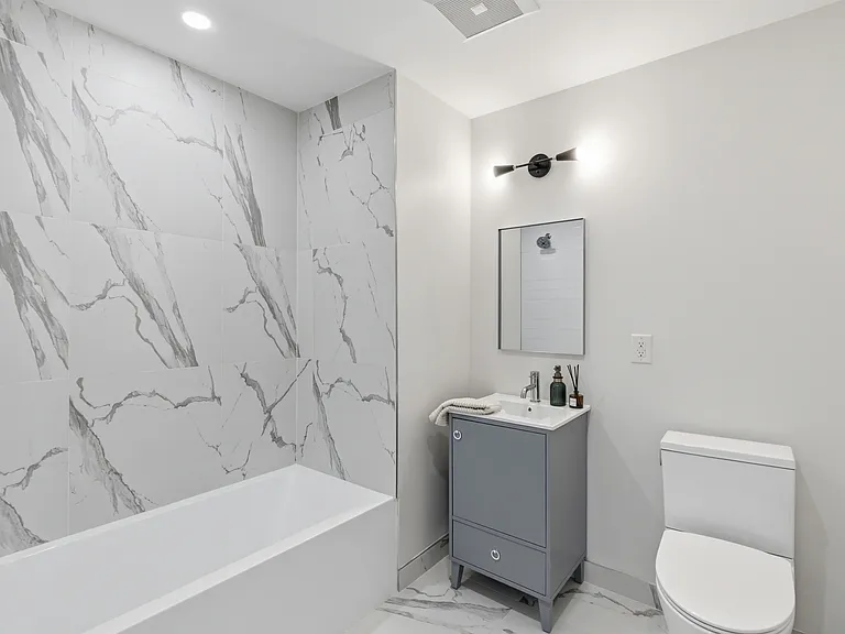 1 Mallory Ave — Photo 28