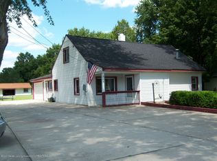 806 W Willoughby Rd, Lansing, MI 48911