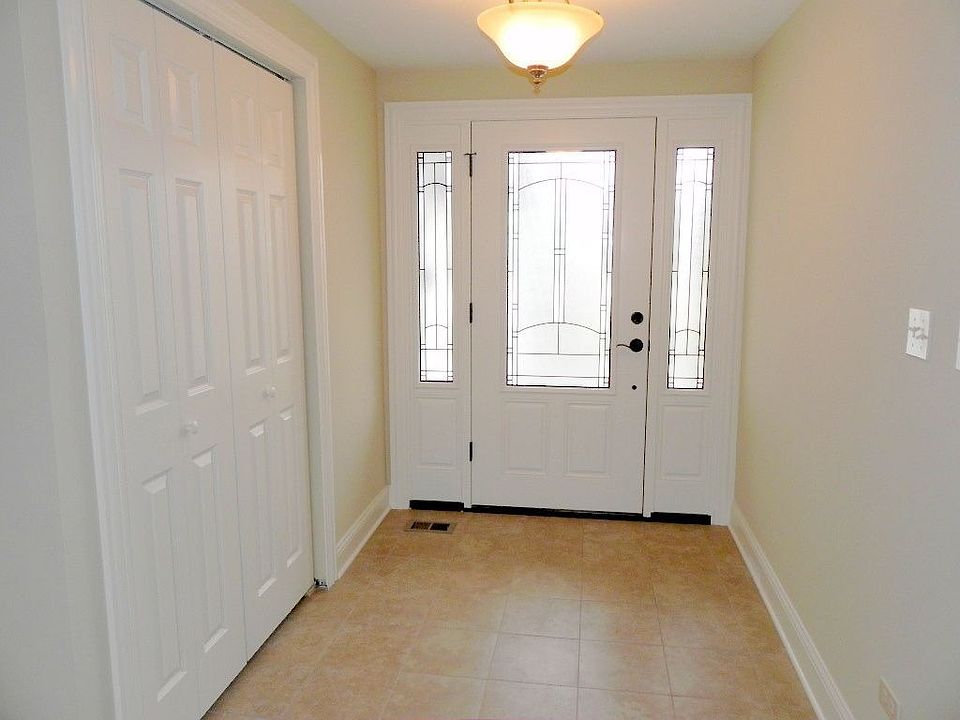 1st image of 355 Pebble Creek Dr