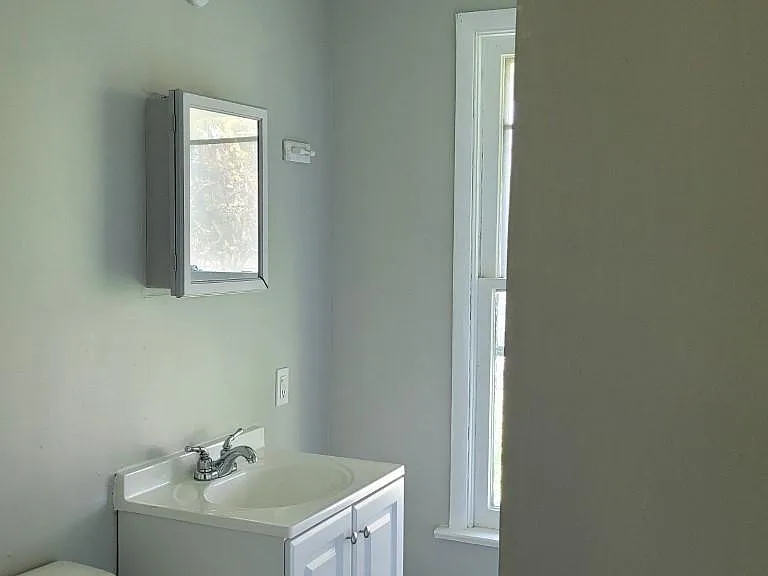 752 Euclid Ave — Photo 23