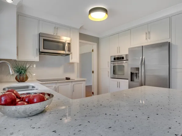 1121 Verdon Dr, Atlanta, GA 30338