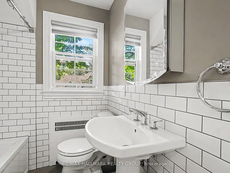 171 Minto Pl — Photo 15