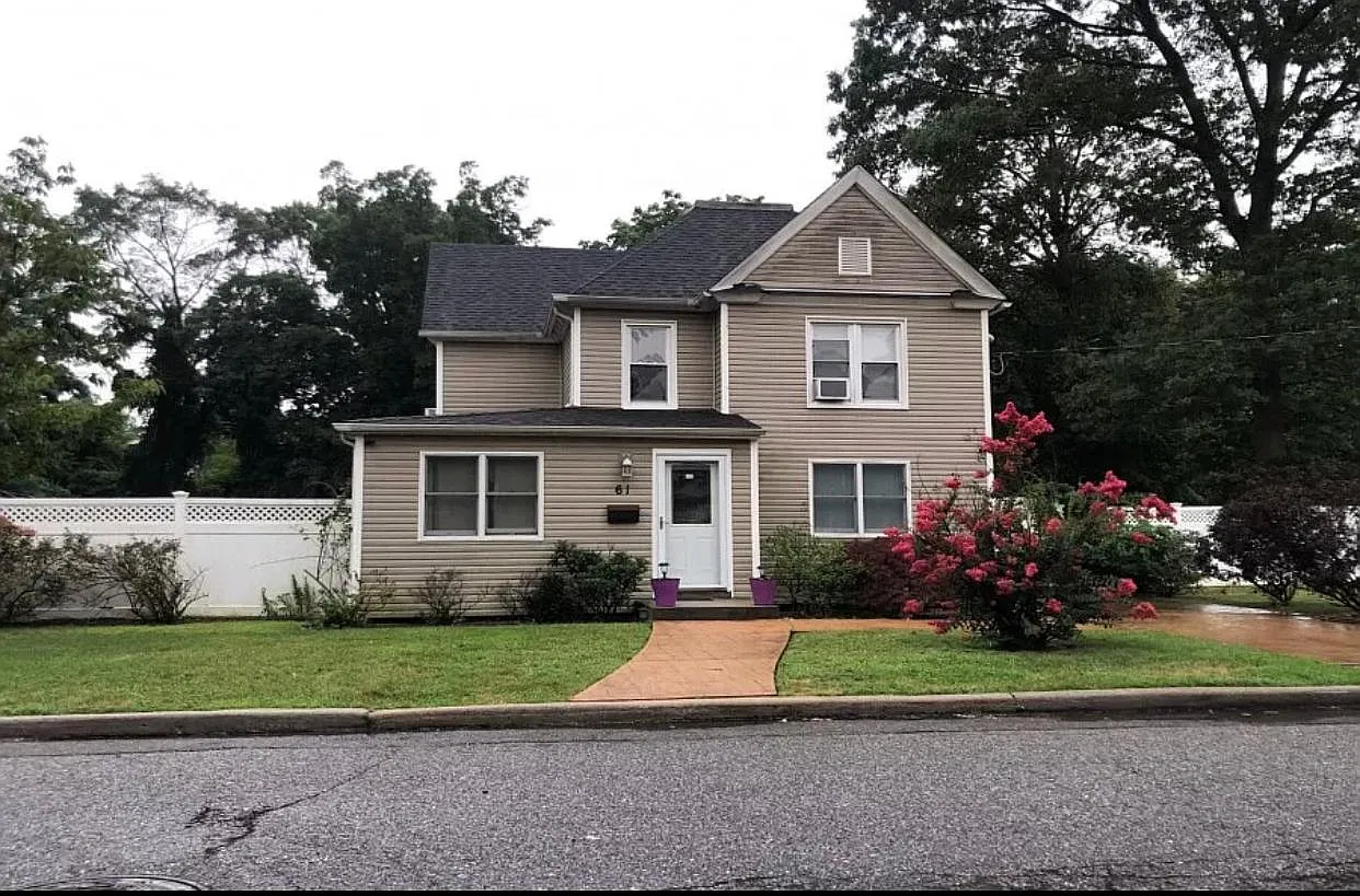 N Bayview Ave, Freeport — Photo 1