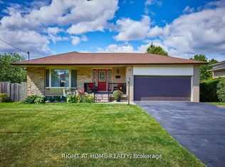 22 Jallan Dr, Ajax, ON L1S 6J2