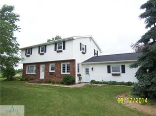 2847 E Parks Rd, Saint Johns, MI 48879