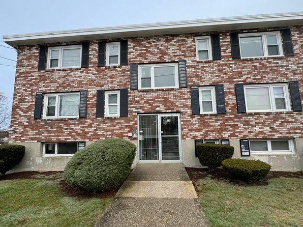 28 Curlew Rd APT D