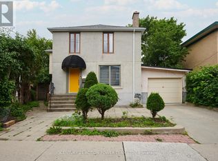 58 Vaughan St, Ottawa, ON K1M1X1