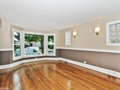 6220 W Rascher Ave, Chicago, IL, 60630