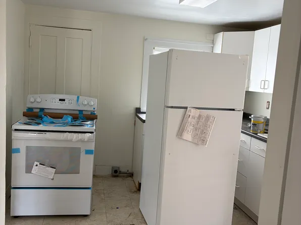 161 W Main St #3, Canaan, CT 06018