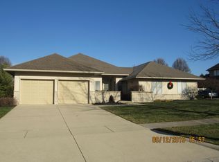 506 Bowers Ct, Circleville, OH 43113