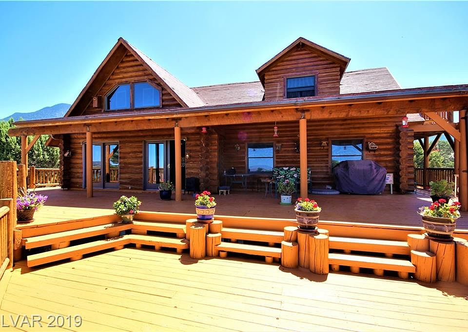 1st image of 134 Elk Cir