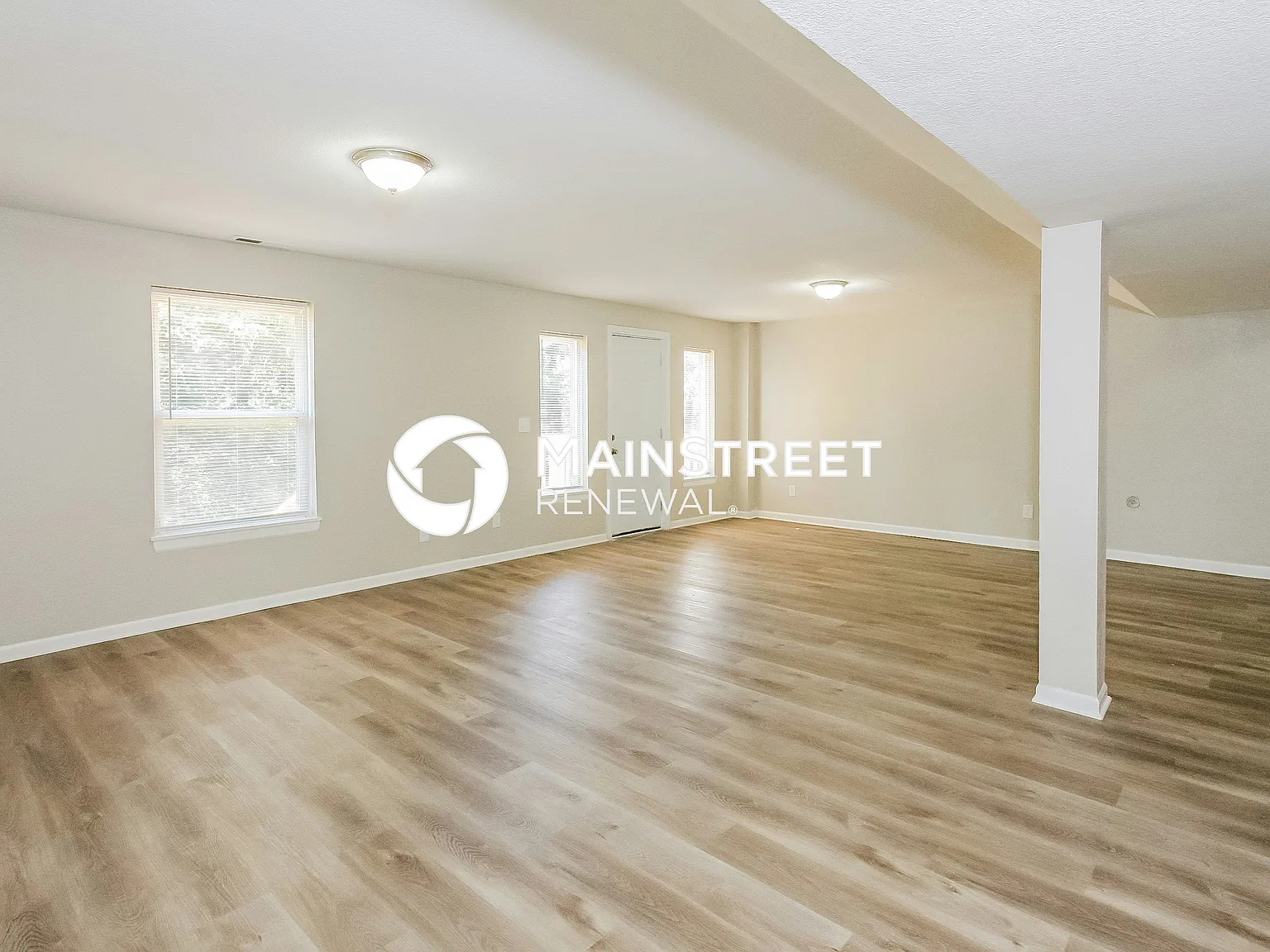 11210 N Ditman Ave — Photo 2