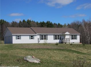 4 Beaver Dam Rd, Readfield, ME 04355