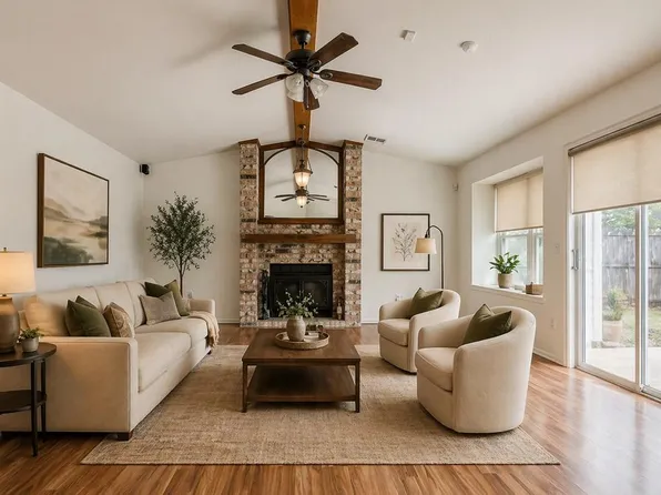 2416 Pennington Ave, Edmond, OK 73012