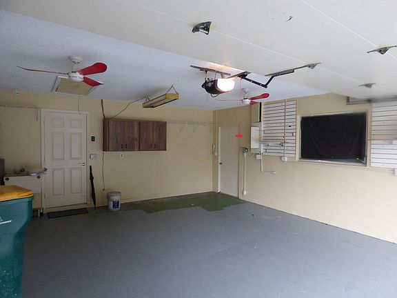 4th image of 22221 Little Falls Ave