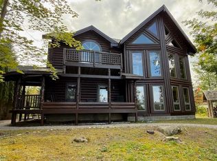 5050 Paradise Trl, Cheboygan, MI 49721