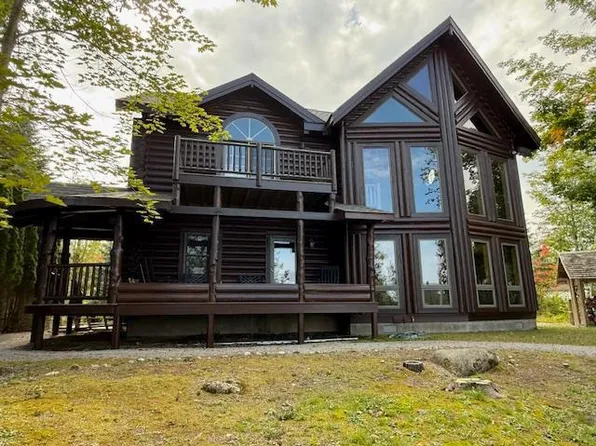 5050 Paradise Trl, Cheboygan, MI 49721