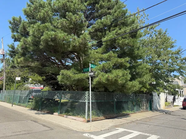 815 Walton Avenue Road image 4 of 7