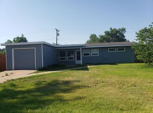 1128 Terry Rd, Pampa, TX 79065