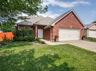 7200 Riverchase Trl, Denton, TX 76210
