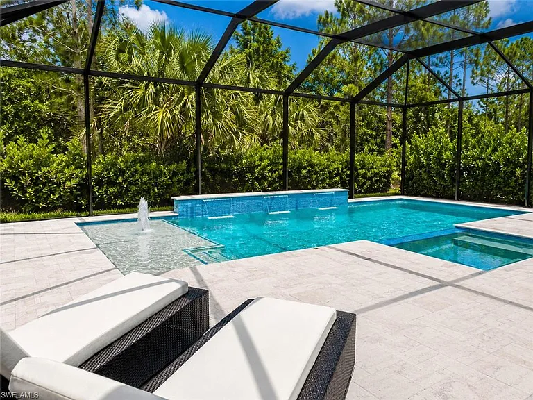 12667 Biscayne Ct — Photo 3
