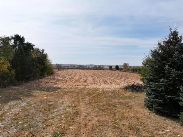 613 W 9th St, Canton, SD 57013