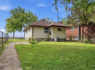 1437 Heritage Rd, Kingsville, ON N9Y2E6
