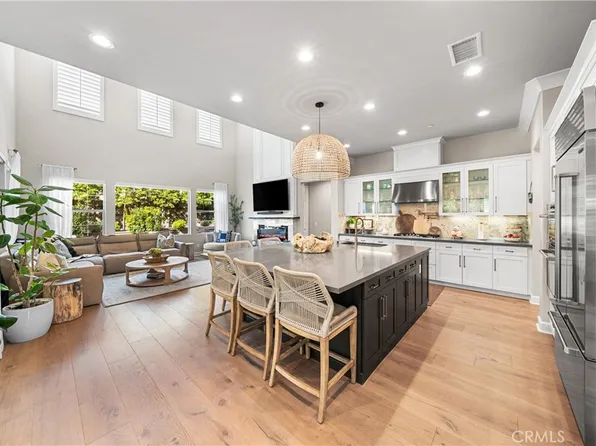 19 Arada St, Mission Viejo, CA 92694